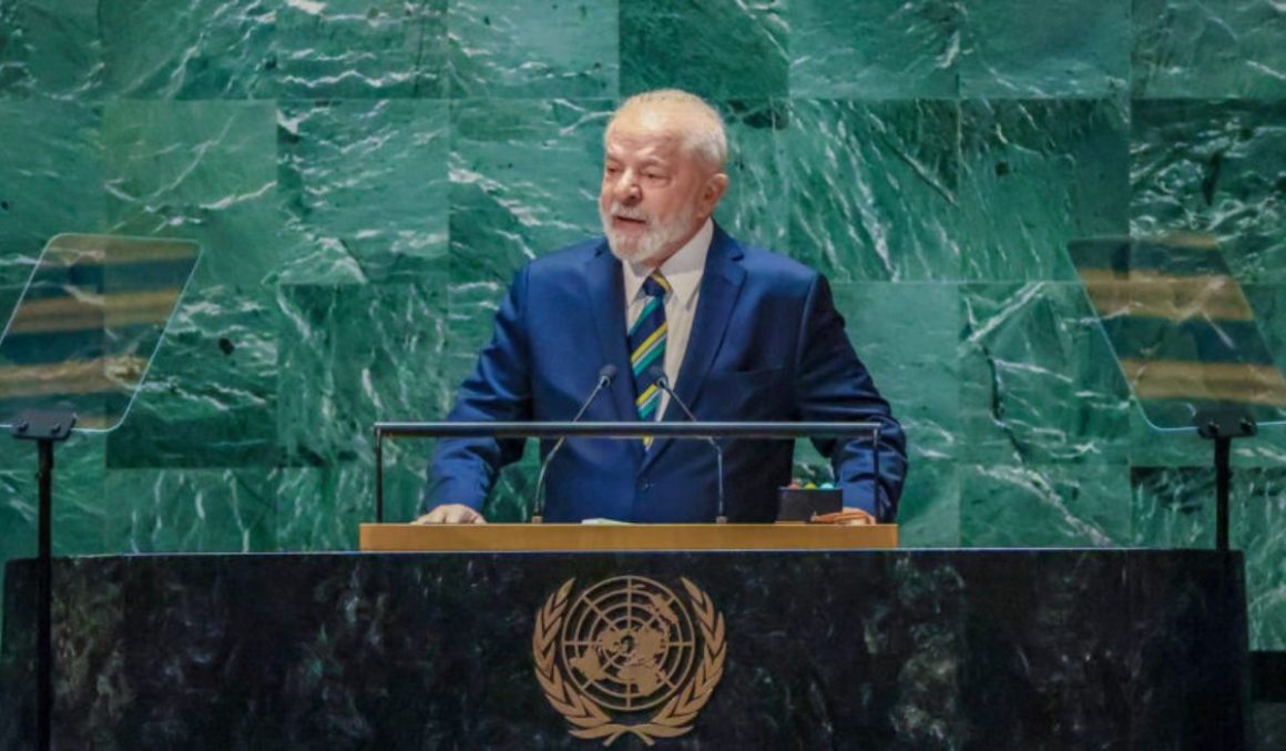 Discurso de Lula com defesa apaixonada pela democracia repercute na imprensa internacional