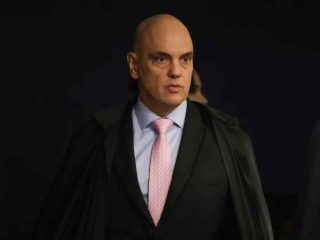 Moraes vota para condenar Bolsonaro e outros sete réus por tentativa de golpe Estado