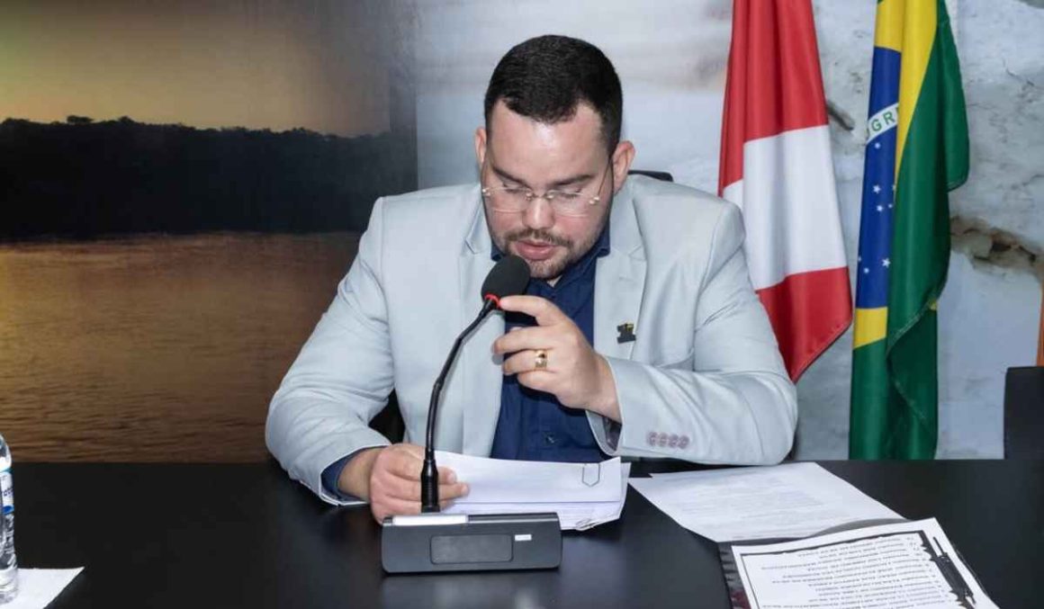 Vereador Dr. Isaac Farias solicita ginásio poliesportivo para comunidade Escolinha, em Ipixuna do Pará