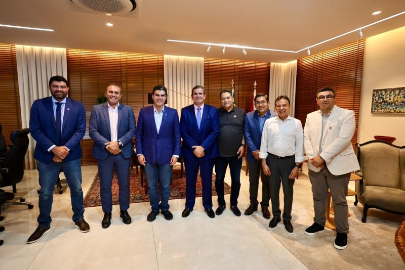 Deputado Torrinho e prefeito Zé filho articulam avanços para Rurópolis em agenda com o Governador Helder