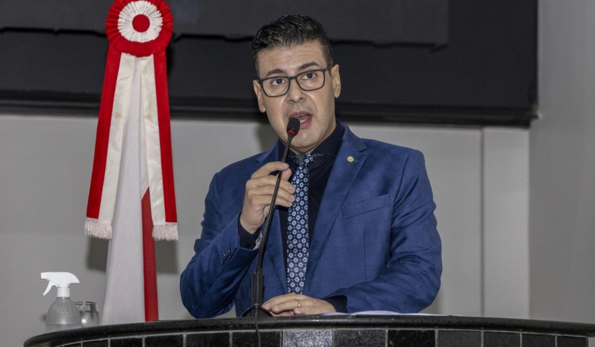 Deputado Fábio Freitas cobra atenção a trabalhadores rurais e pescadores