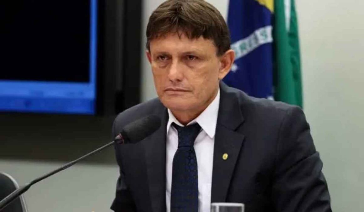 Éder Mauro aparece como segundo colocado em pesquisa para o Senado no Pará