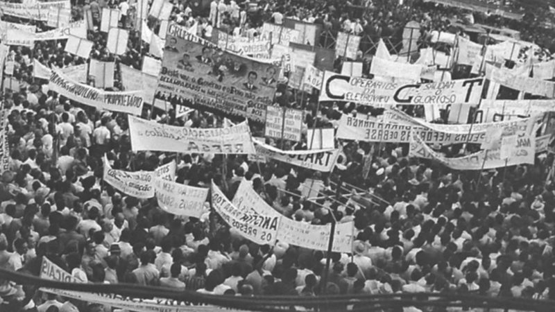 Os golpes de Estado mais reconhecidos que interromperam a ordem constitucional no Brasil foram a Revolução de 1930, que depôs o presidente Washington Luís e levou Getúlio Vargas ao poder, o Golpe de Estado de 1964, que derrubou João Goulart e iniciou a Ditadura Militar, e, para muitos, a Proclamação da República em 1889, que pôs fim ao Império e instaurou um regime republicano sem a participação popular direta. / Foto: redes socias