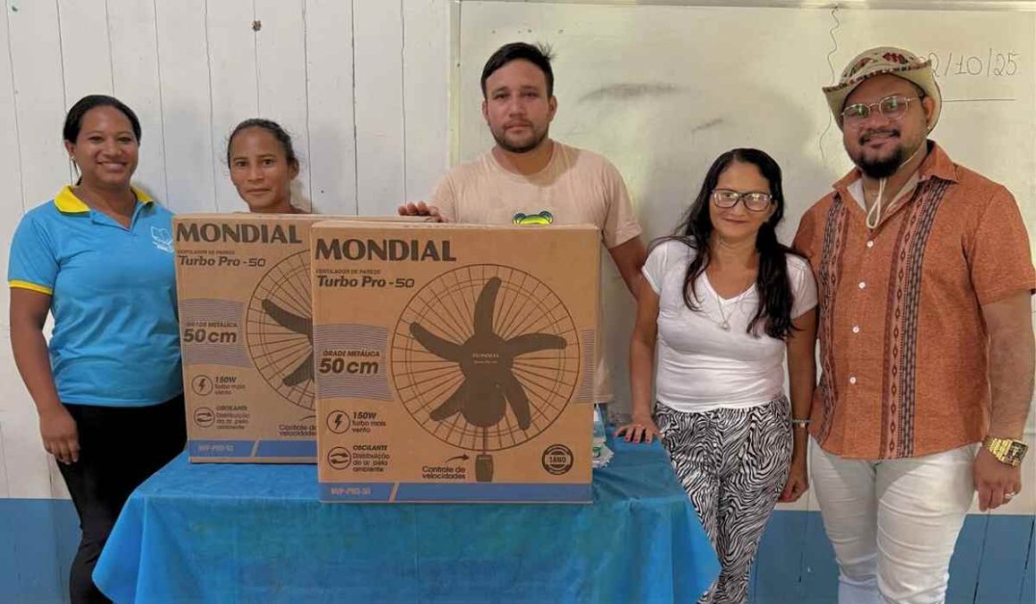 Mandato do vereador Professor Wagner beneficia escolas de Ponta de Pedras