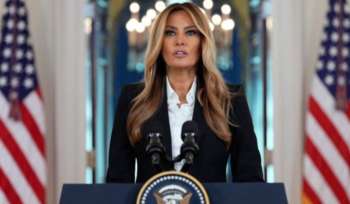 Melania Trump intermedeia devolução de crianças deslocadas entre Rússia e Ucrânia