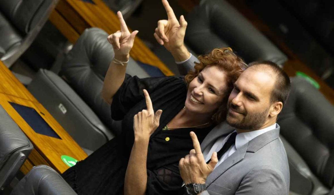 Câmara gasta R$ 3,3 milhões com gabinetes de deputados afastados