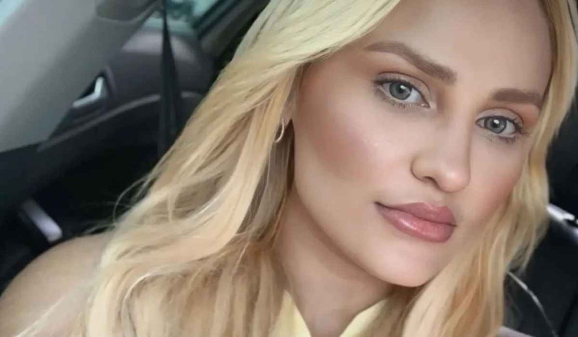 Vereadora Fernanda Maroca é encontrada morta dentro de casa Vereadora Fernanda Maroca é encontrada morta dentro de casa