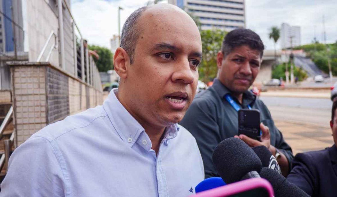 Ex-secretário de VG e esposa são condenados por expor policiais em vídeo Ex-secretário de VG e esposa são condenados por expor policiais em vídeo