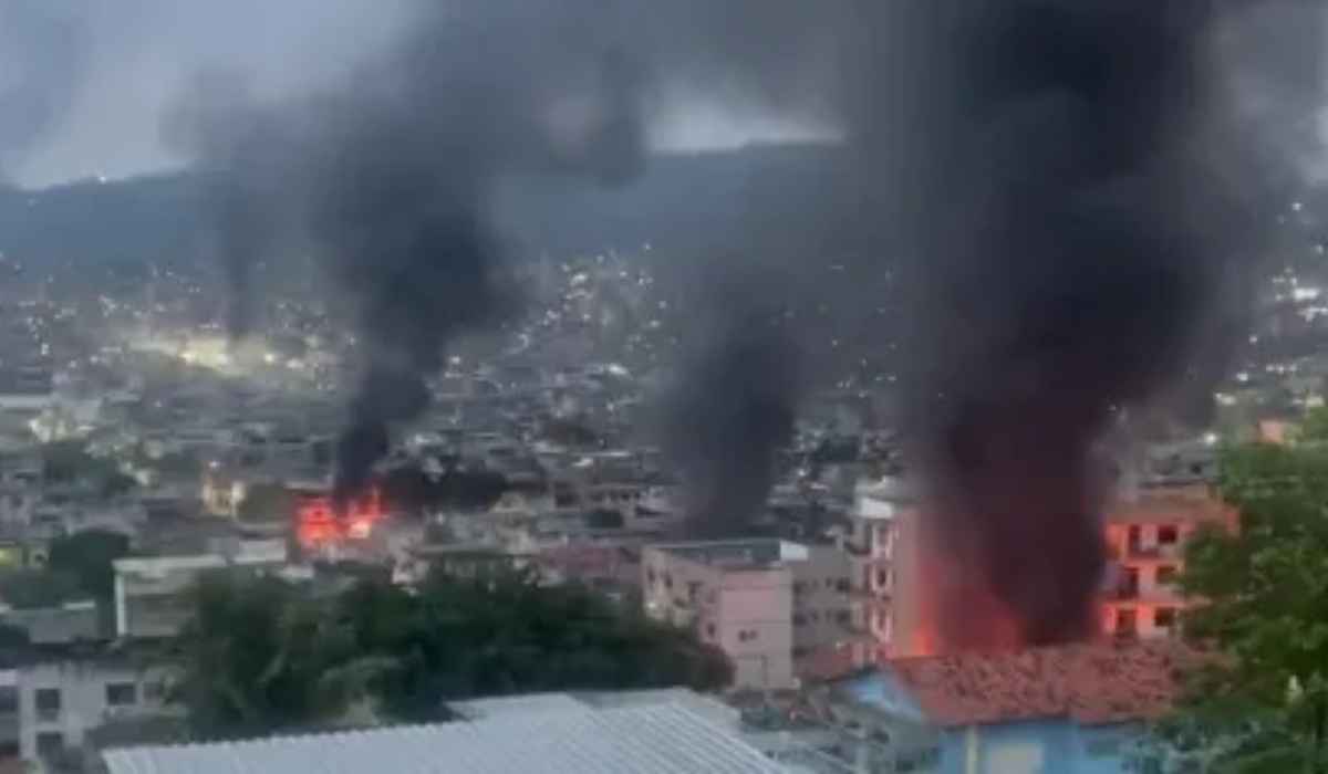 RJ: bandidos usam drone para lançar bombas contra policiais