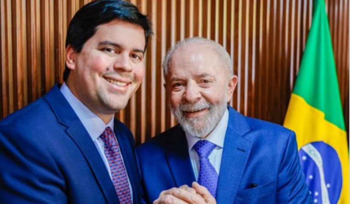 'Eu estou com Lula', diz ministro Fufuca após ultimato do PP