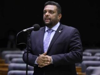 Pastor diz que 4 jovens da igreja foram mortos em operação da Polícia: 'Nunca portaram fuzis"