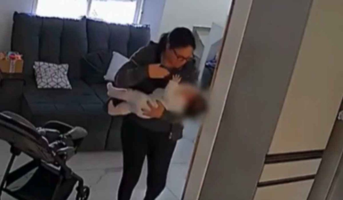 VÍDEO: babá é presa após agredir bebê de seis meses com tapas