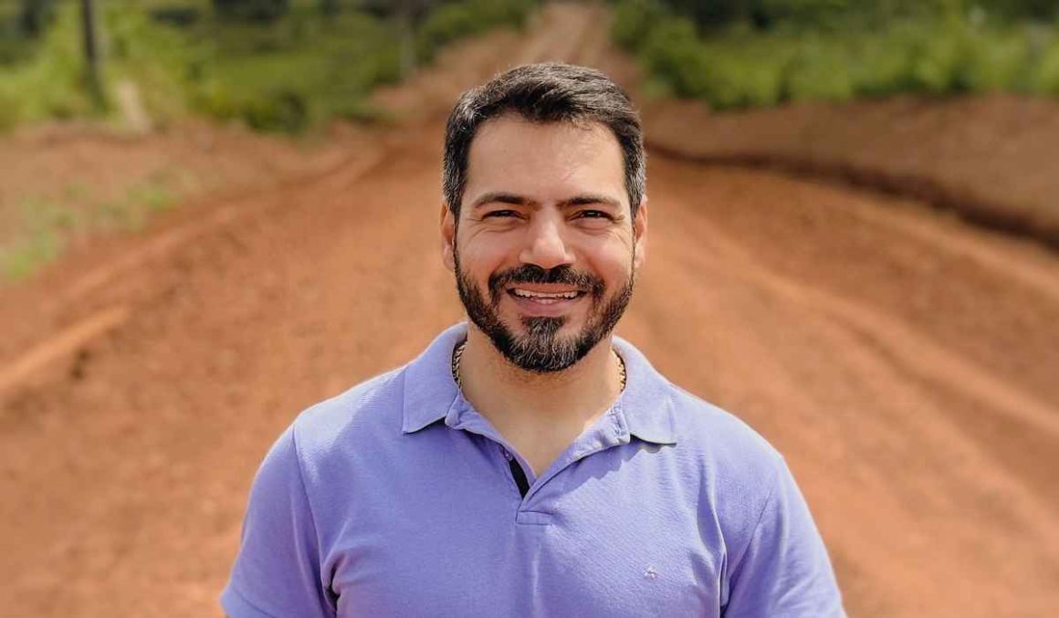 Prefeito Eduardo Pio X dá início às obras da maior praça de São Miguel do Guamá