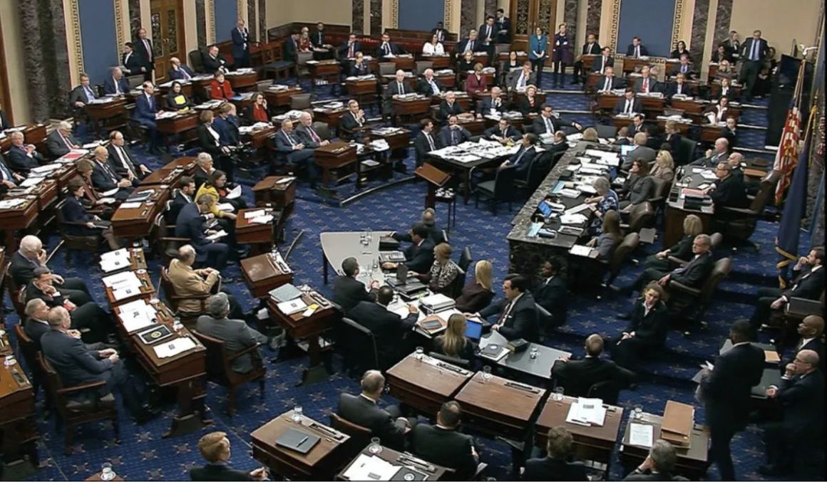 Senado dos EUA rejeita limitar poderes de Trump para ação militar na Venezuela Senado dos EUA rejeita limitar poderes de Trump para ação militar na Venezuela