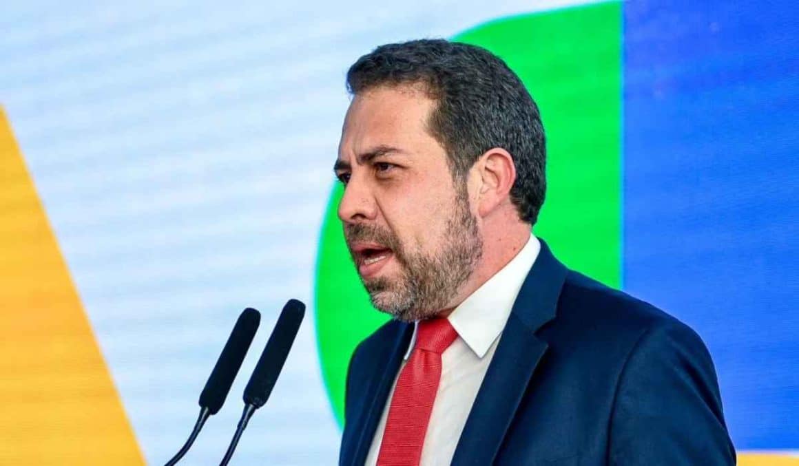 Boulos cria programa Governo na Rua como ministro da Secretaria-Geral