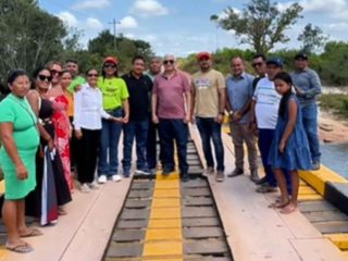 Moju: prefeito Rubens Teixeira entrega ponte na Vila Elim
