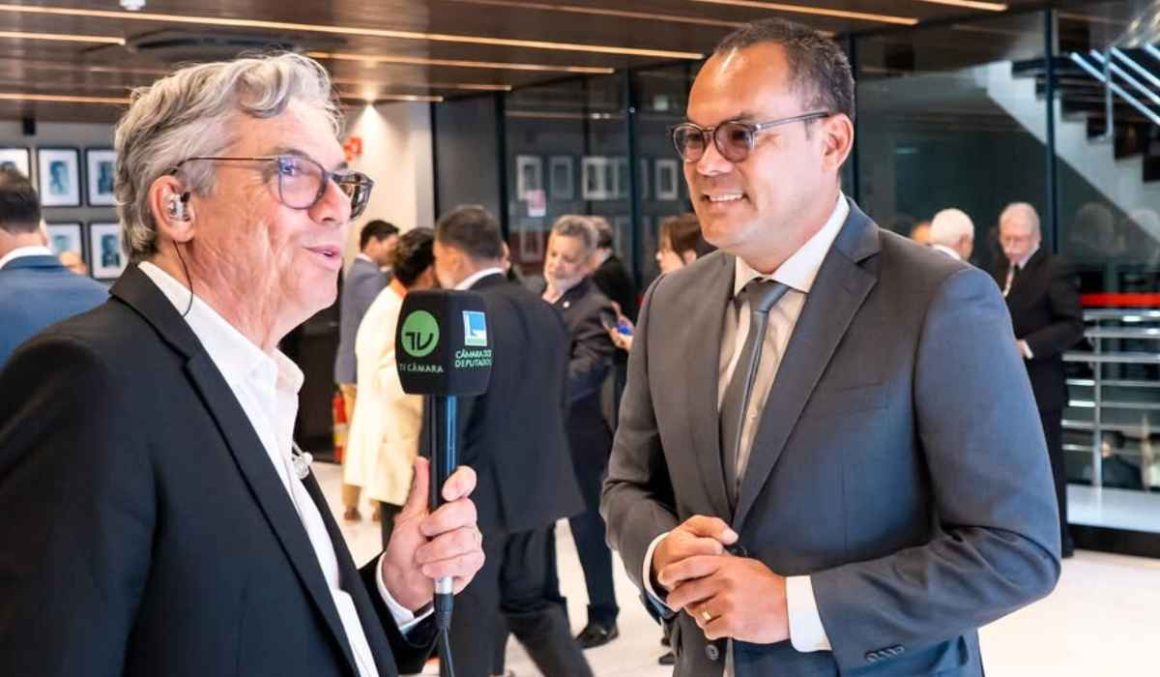 Deputado Lu Ogawa reforça protagonismo da Amazônia em debate global da UIP Deputado Lu Ogawa reforça protagonismo da Amazônia em debate global da UIP