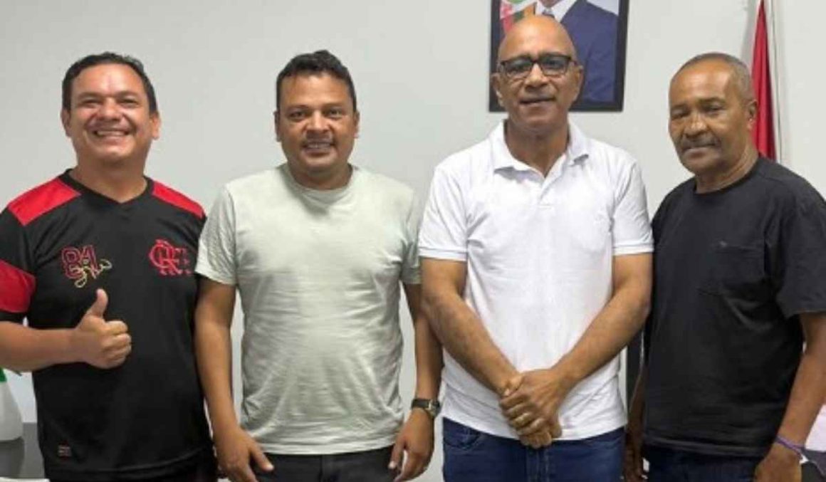 Gestão Itonir Tavares discute melhorias na alimentação escolar e demandas da CAOCJ