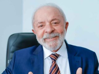 Lula diz estar "feliz" com fim de tarifaço dos EUA a produtos brasileiros