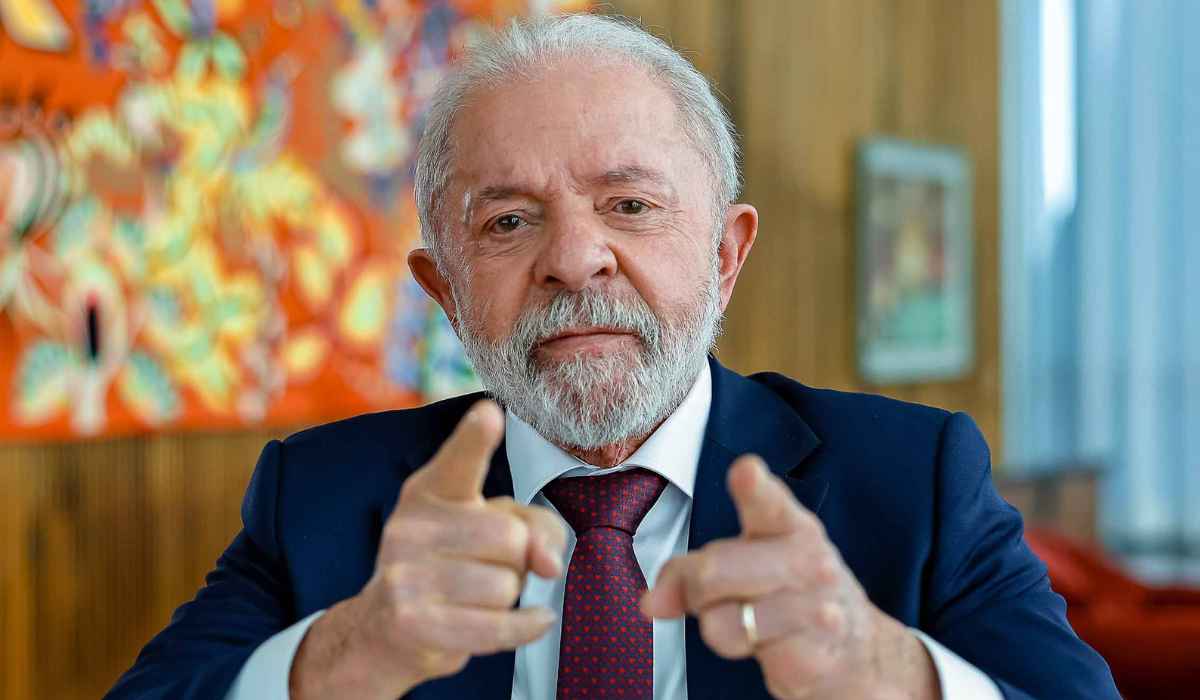 Lula critica privilégios da elite e exalta isenção do Imposto de Renda