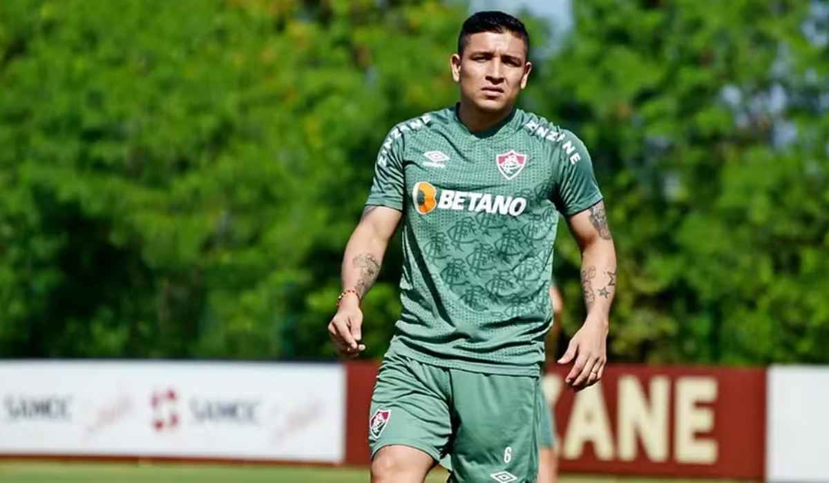 Imagens Fortes: ex-jogador do Fluminense é assassinado a tiros