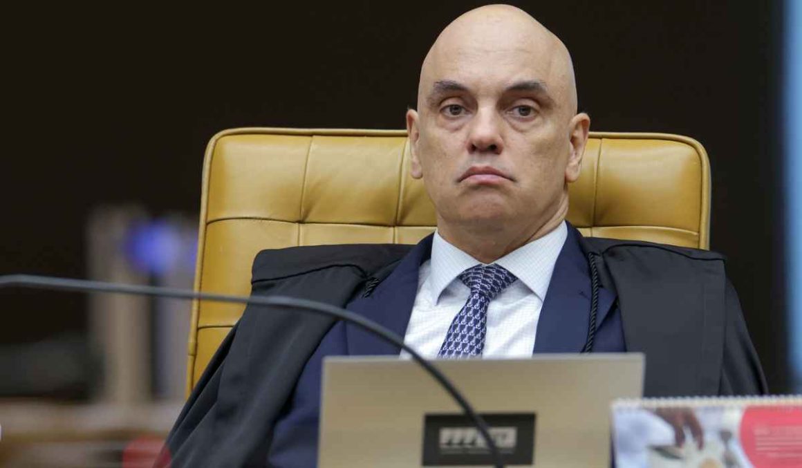 PGR recebe nova representação contra Moraes no caso Banco Master