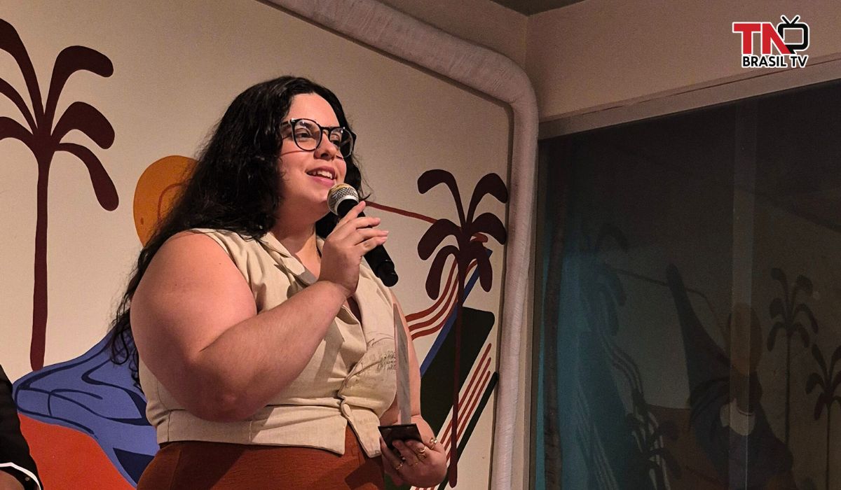 Advogada Natalia Moraes recebe a Honraria TN Brasil TV: Líderes do Direito 2025