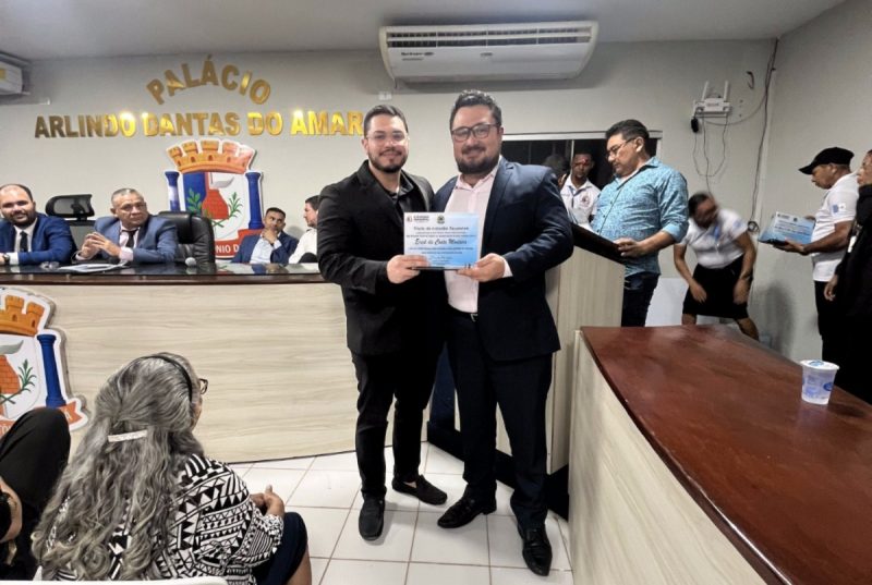 Deputado Erick Monteiro recebe título de Cidadão Tauaense