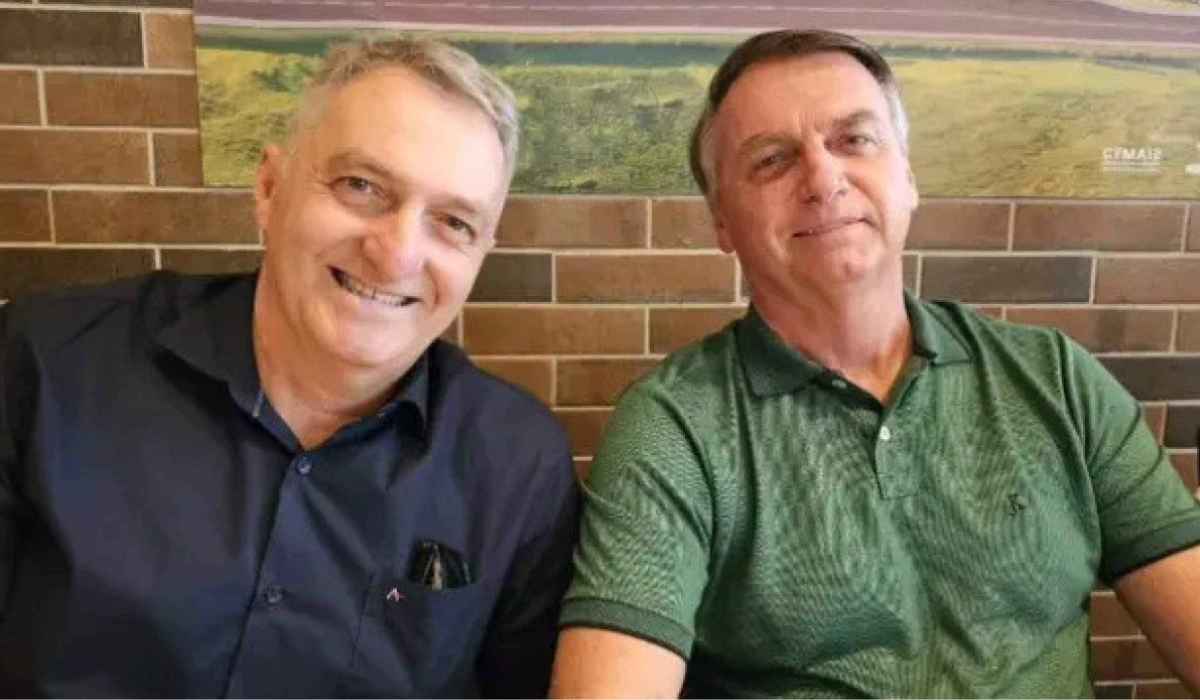 13 da Sorte? Família Bolsonaro acerta a quadra na Mega da Virada