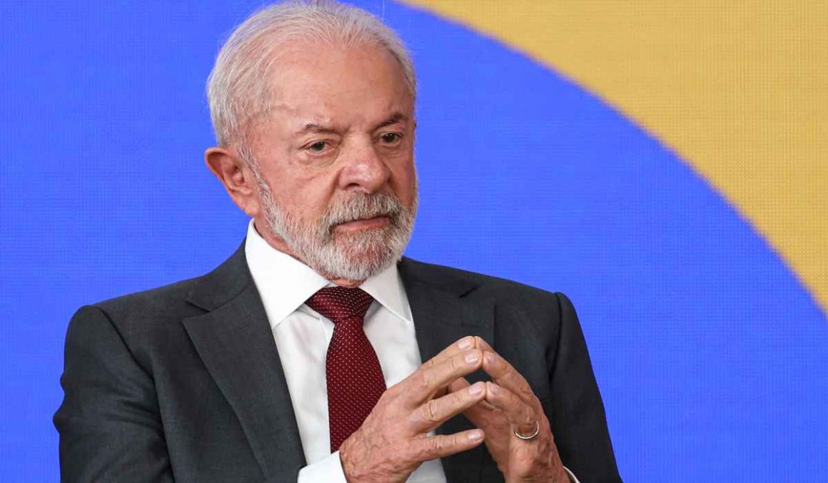 Lula veta projeto que unifica limite de idade em concursos para policiais e bombeiros