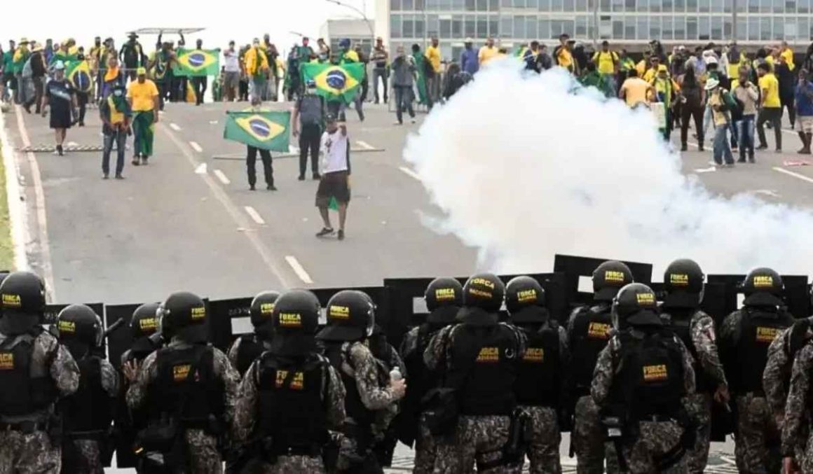 Depois de 3 anos, 8 de janeiro tem Bolsonaro condenado e 346 ações em andamento