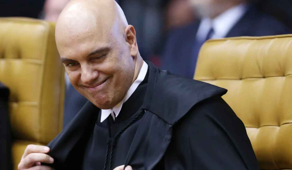 ‘Já fiz o que tinha que fazer’, diz Moraes após decisão sobre Bolsonaro