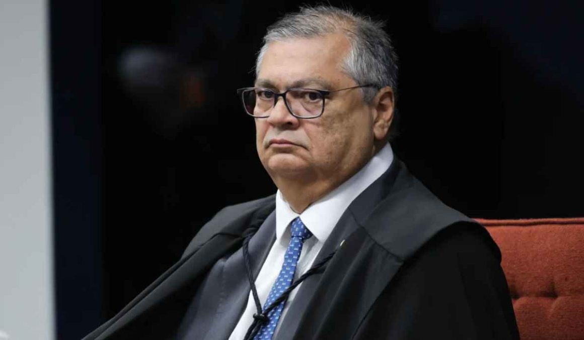 Dino proíbe emendas para entidades ligadas a parentes de parlamentares