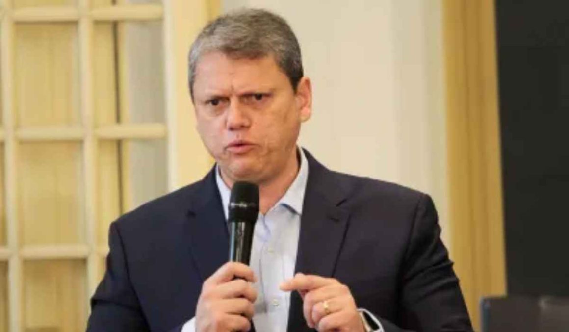 ‘Irei trabalhar sempre por uma direita unida e forte’, diz Tarcísio ‘Irei trabalhar sempre por uma direita unida e forte’, diz Tarcísio