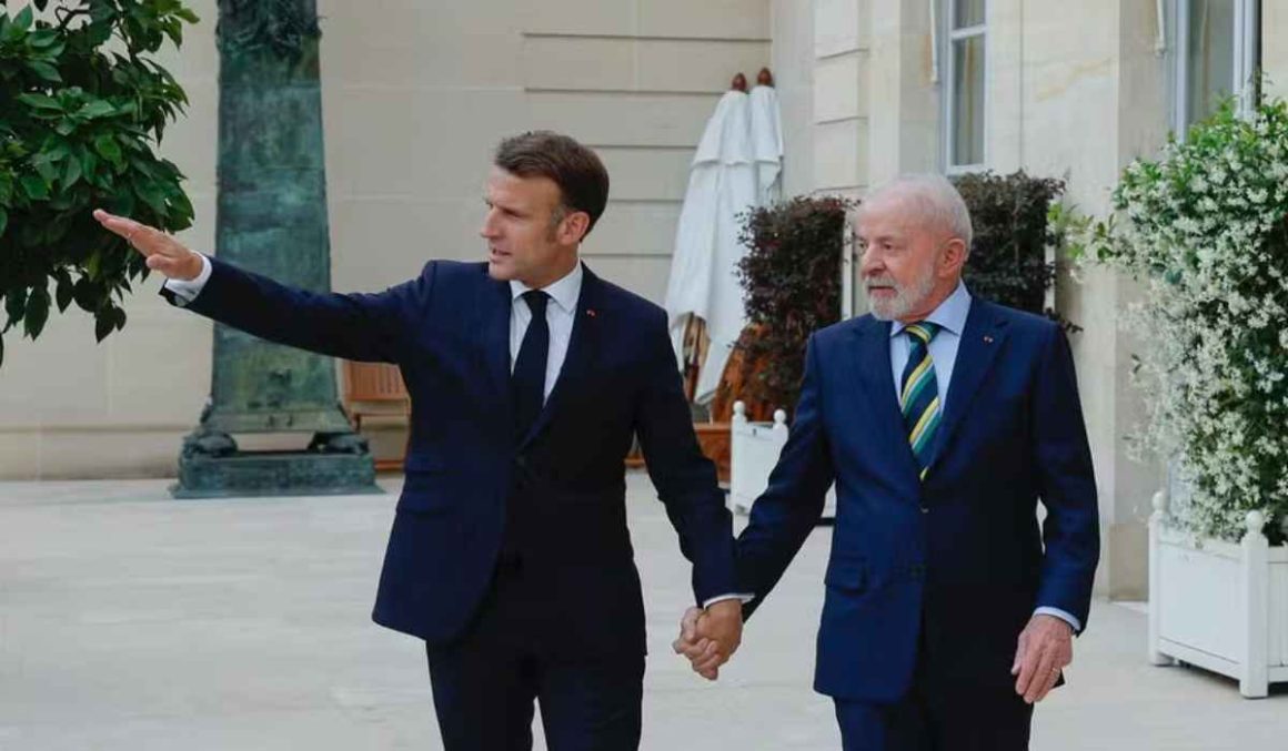 Lula e Macron conversam por telefone sobre Venezuela e proposta de Trump Lula e Macron conversam por telefone sobre Venezuela e proposta de Trump