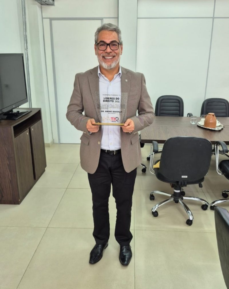 Advogado Dr. André Bassalo recebe a 'Honraria TN Brasil TV: Líderes do Direito 2025'