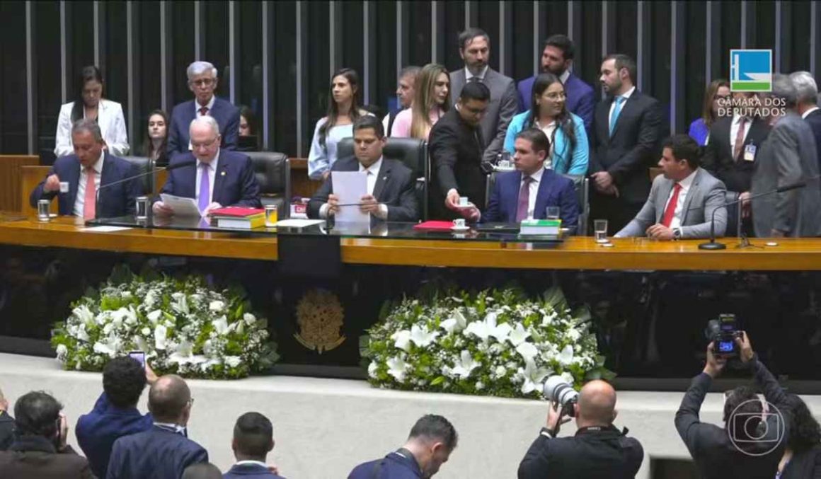 Primeira votação da Câmara em 2026 aprova MP do Gás Primeira votação da Câmara em 2026 aprova MP do Gás