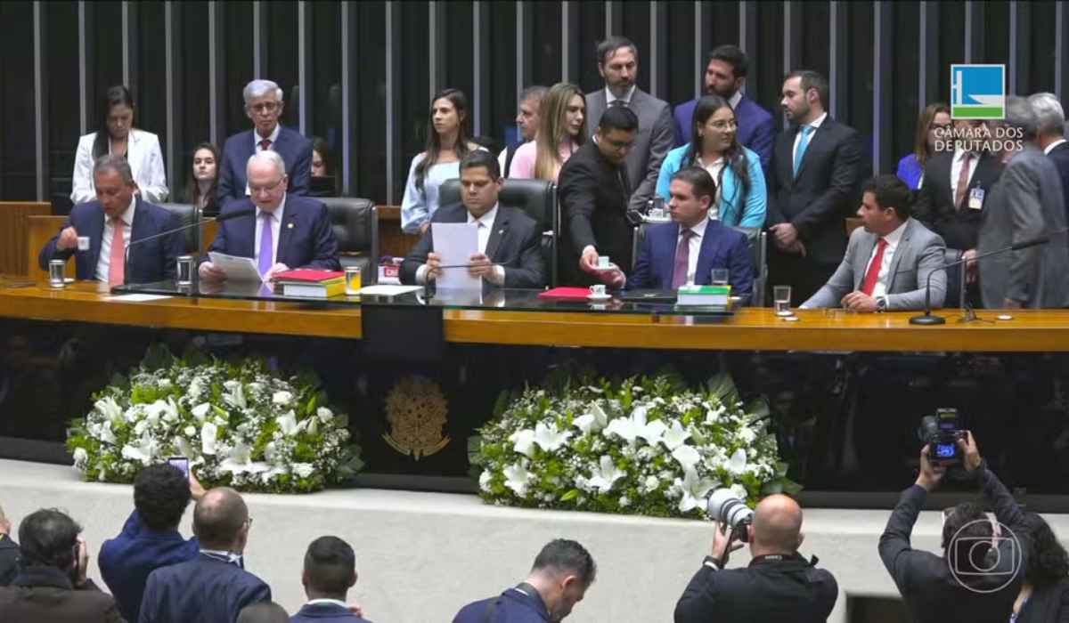 Primeira votação da Câmara em 2026 aprova MP do Gás