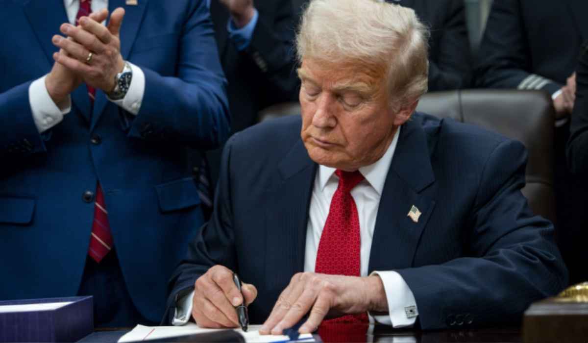 Trump pede aos americanos que virem a página do caso Epstein