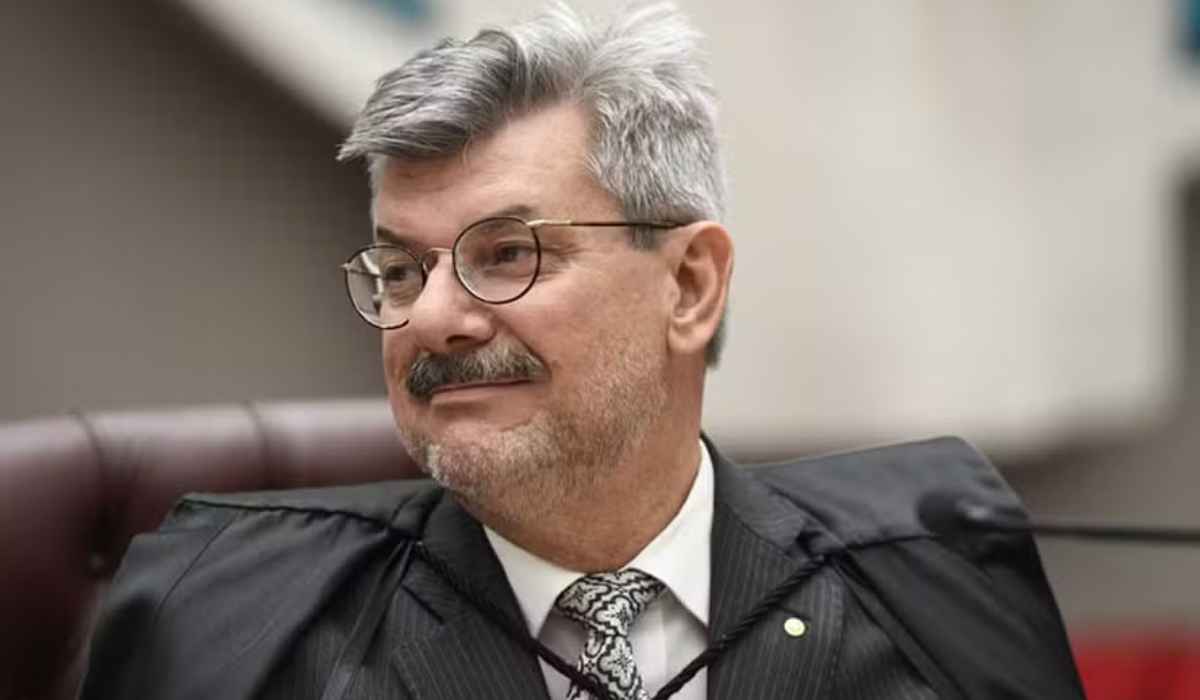 STJ abre sindicância para apurar denúncia contra ministro por importunação sexual