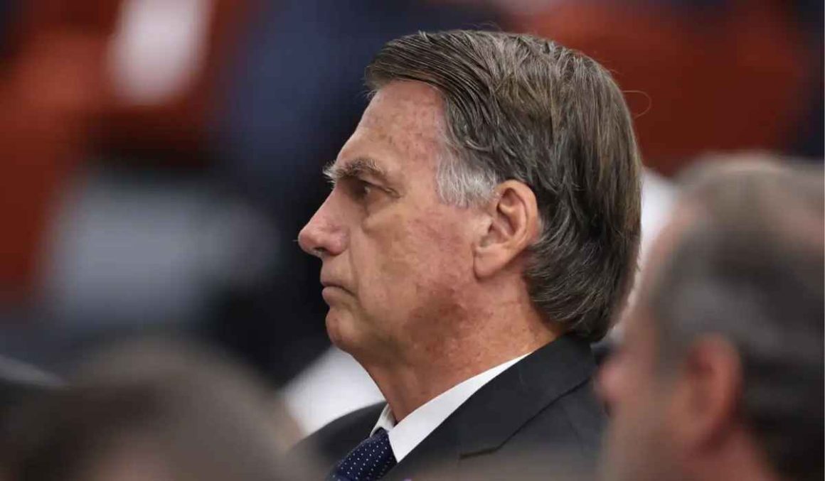 PGR se manifesta contrária a prisão domiciliar para Bolsonaro