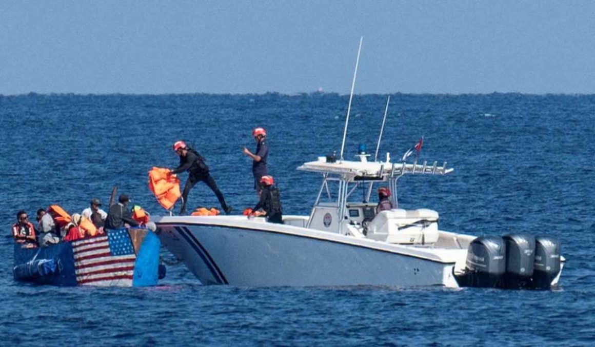 Conflito entre guarda costeira cubana e lancha dos EUA deixa quatro mortos