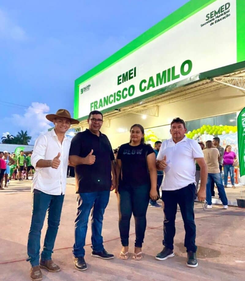 Ao lado de Lauro Hoffmann, Miltinho Boiadeiro acompanha inauguração de nova creche em Palmares