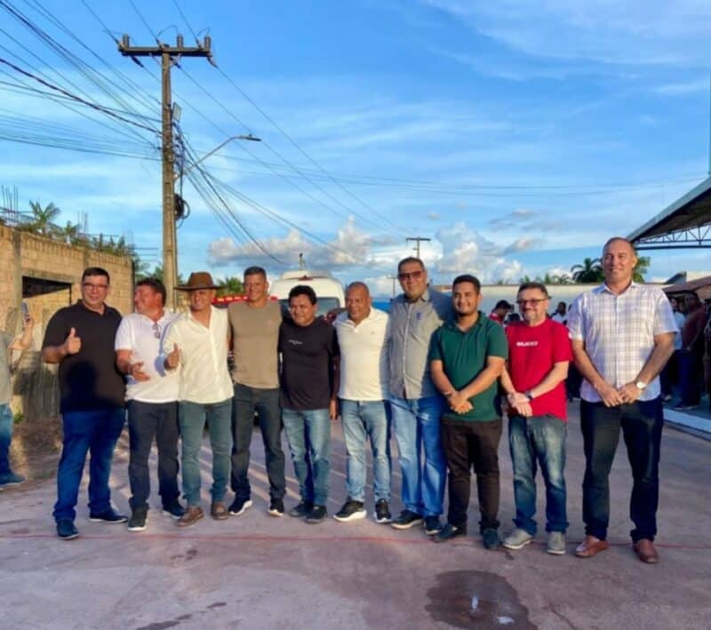 Ao lado de Lauro Hoffmann, Miltinho Boiadeiro acompanha inauguração de nova creche em Palmares