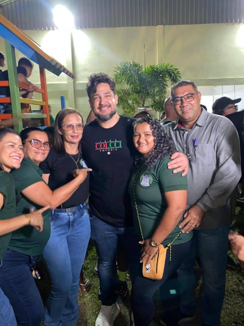 Rosenildo Freitas prestigia entrega de creche em Palmares e destaca gestão do prefeito Lauro Hoffmann