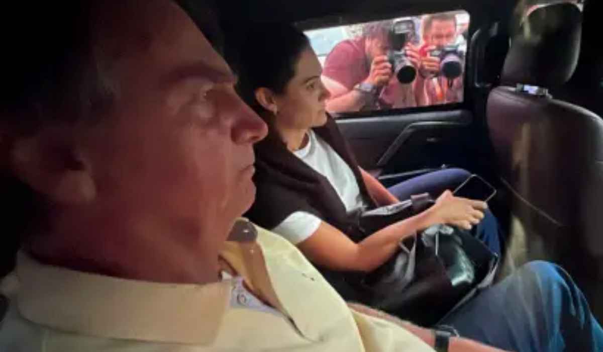 Michelle sobre estado de saúde de Bolsonaro: "Soluço deu uma trégua"