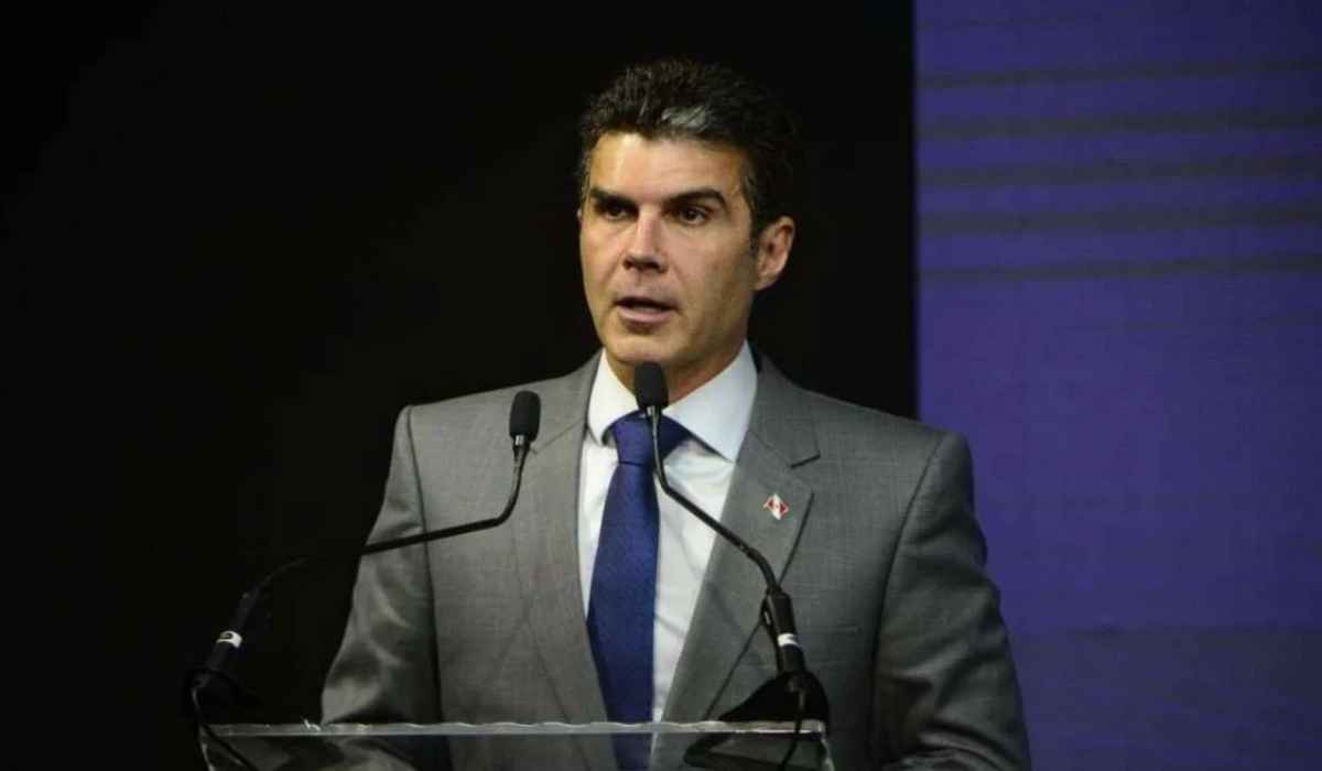 Mirando o Senado, Helder Barbalho deixa do Governo do Pará