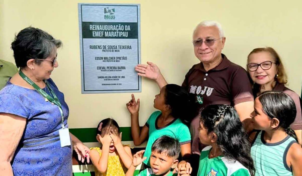 MOJU | Prefeito Rubens Teixeira entrega escola reformada na PA-252 MOJU | Prefeito Rubens Teixeira entrega escola reformada na PA-252