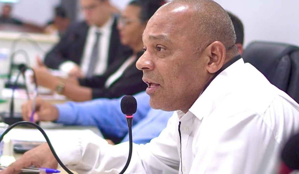 Mandato de Roni Baiano leva ações constantes ao distrito Palmares Mandato de Roni Baiano leva ações constantes ao distrito Palmares