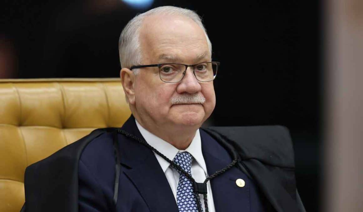 Fachin repudia inclusão de ministros em relatório da CPI do Crime Organizado Fachin repudia inclusão de ministros em relatório da CPI do Crime Organizado
